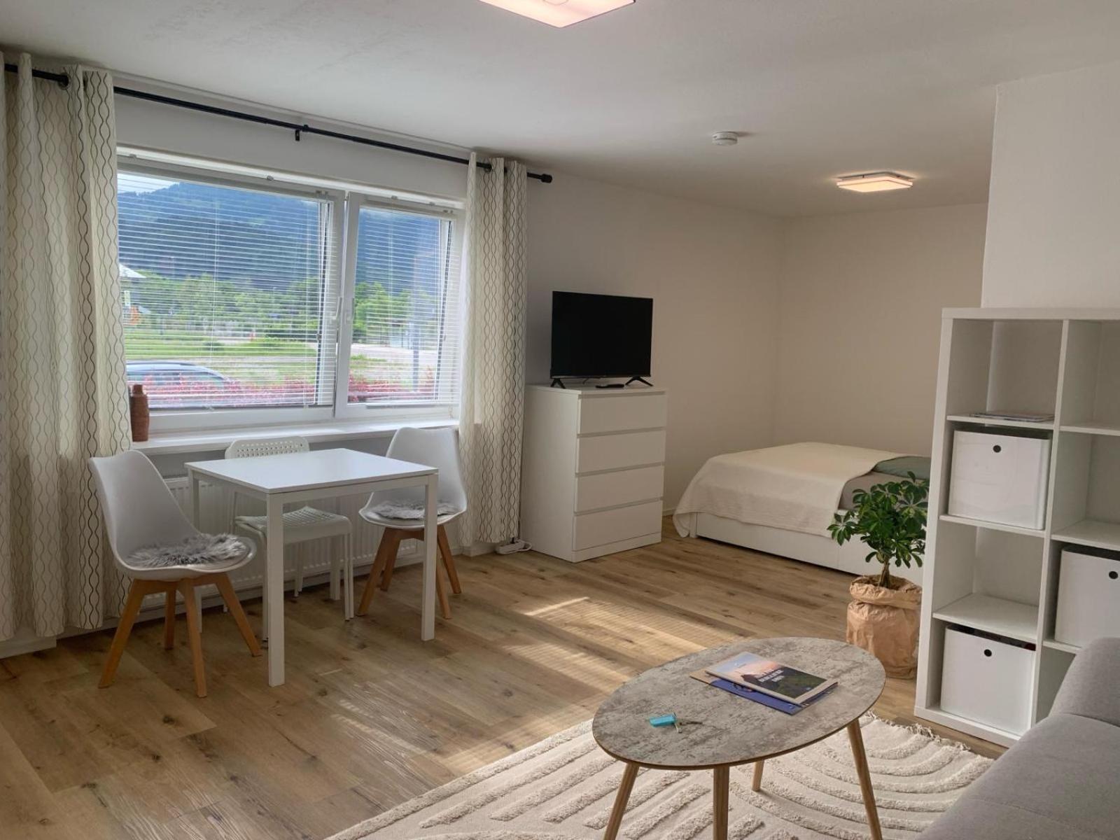 Schoene 1-Zimmer Wohnung Am Bahnhof 2 Parkplaetze Sonthofen Luaran gambar