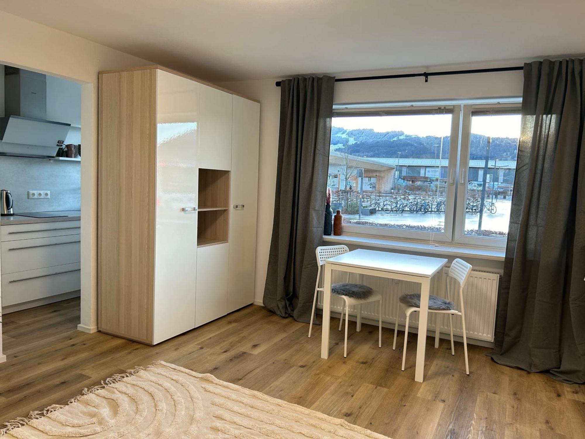 Schoene 1-Zimmer Wohnung Am Bahnhof 2 Parkplaetze Sonthofen Luaran gambar